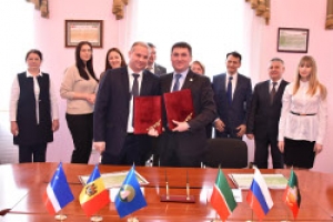 Чадыр-Лунга и Нурлат (Татарстан) - города побратимы