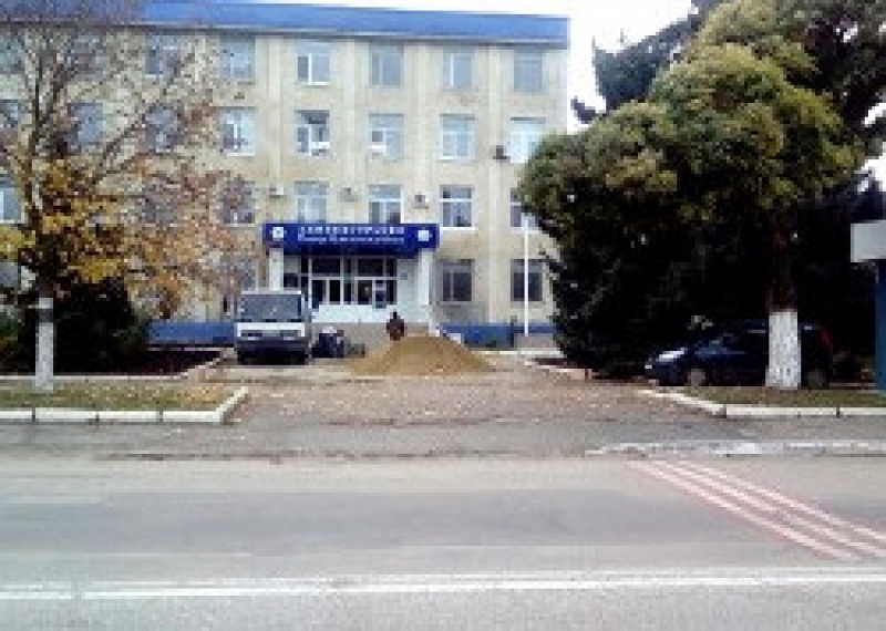 Прилегающая территория к зданию Районной администрации будет выложена брусчаткой