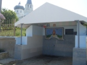 В Чадыр-Лунге благоустроили родник