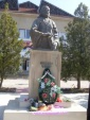 Митинг, посвященный М. Чакиру