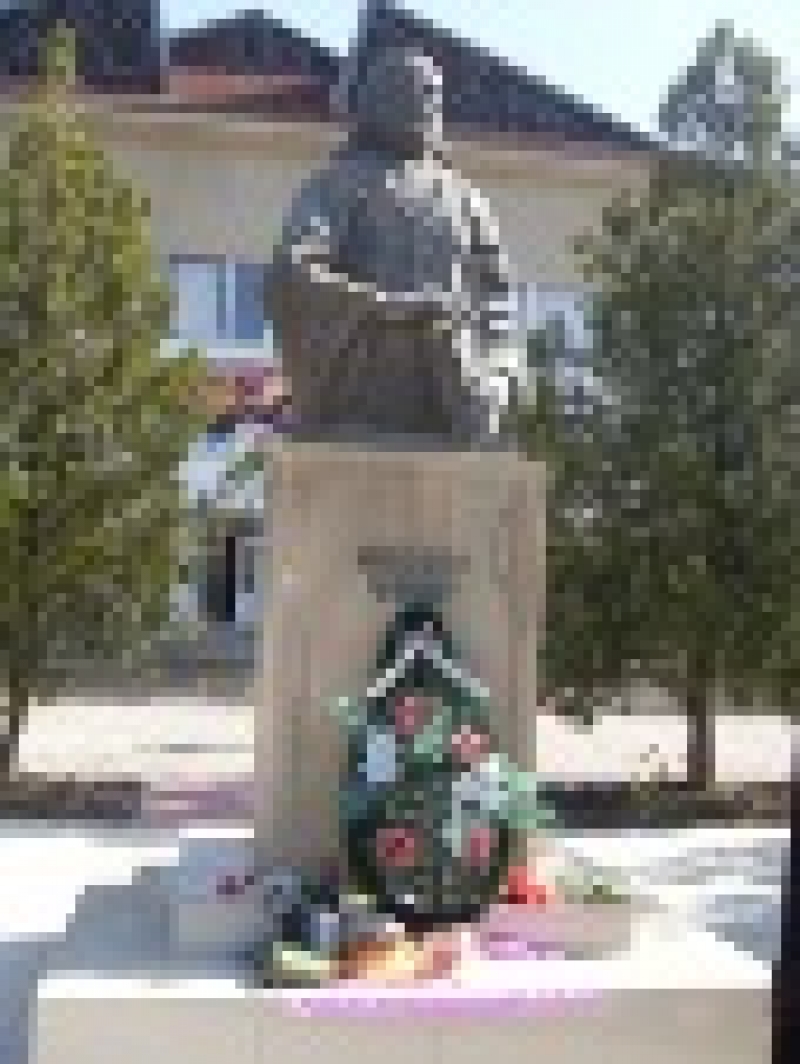 Митинг, посвященный М. Чакиру